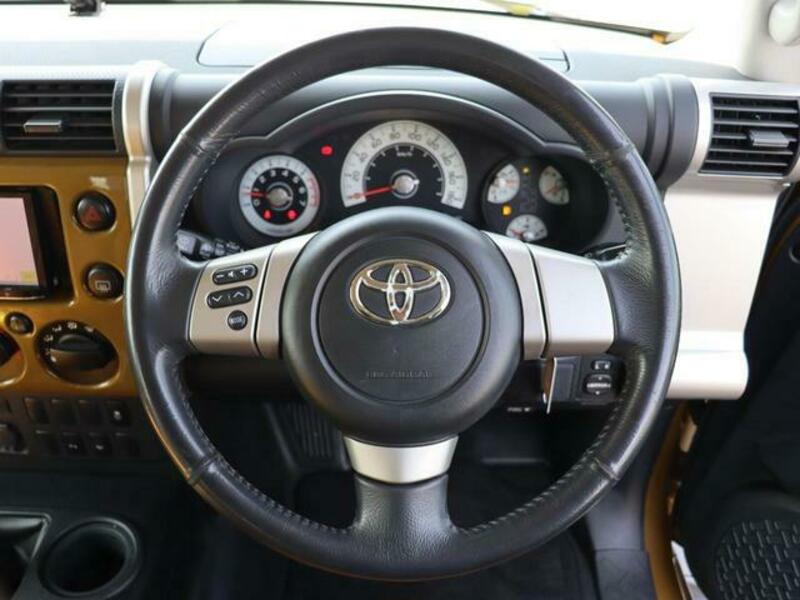 FJ CRUISER
