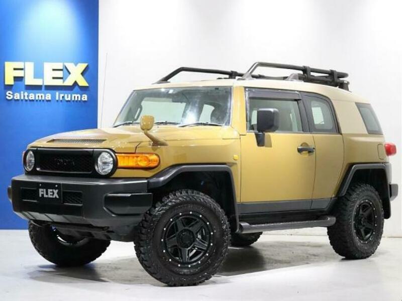 TOYOTA FJ CRUISER