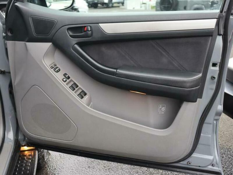 HILUX SURF