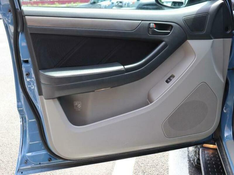 HILUX SURF