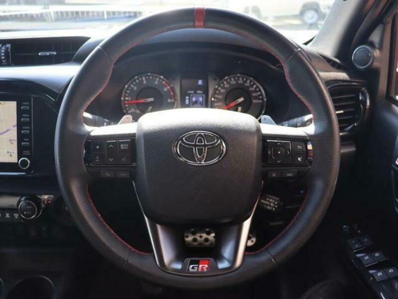 HILUX