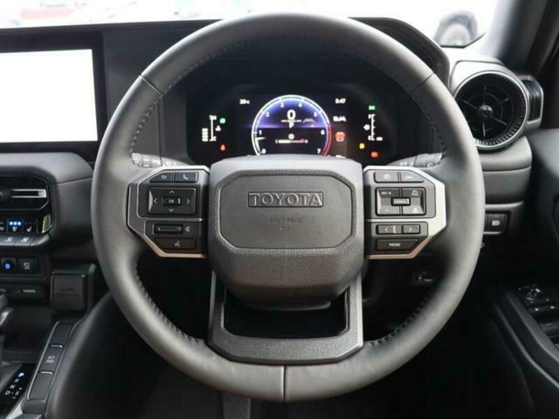 LAND CRUISER 250