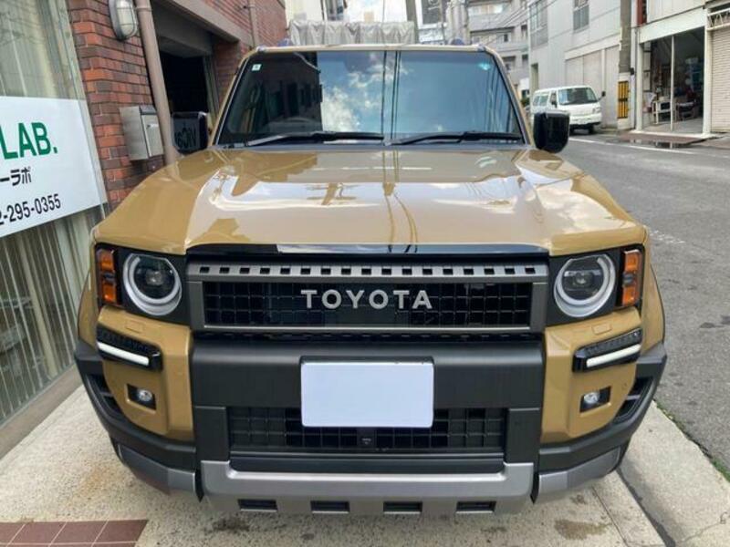 LAND CRUISER 250