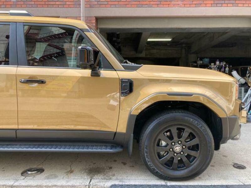 LAND CRUISER 250