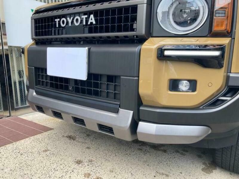 LAND CRUISER 250