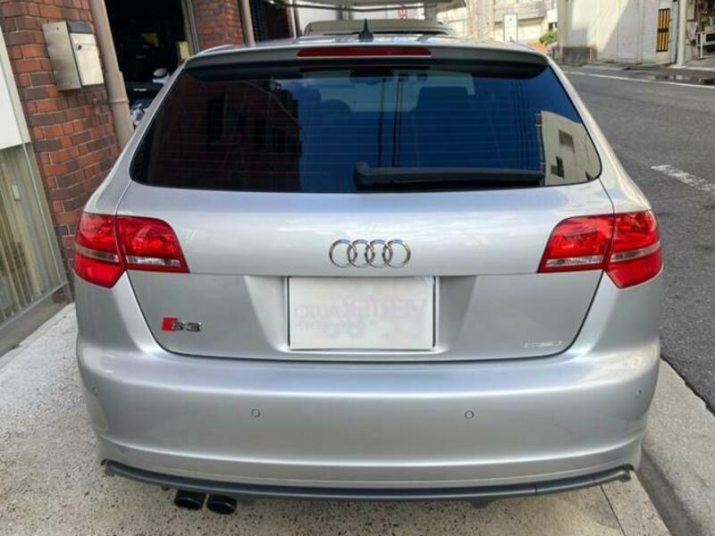 S3