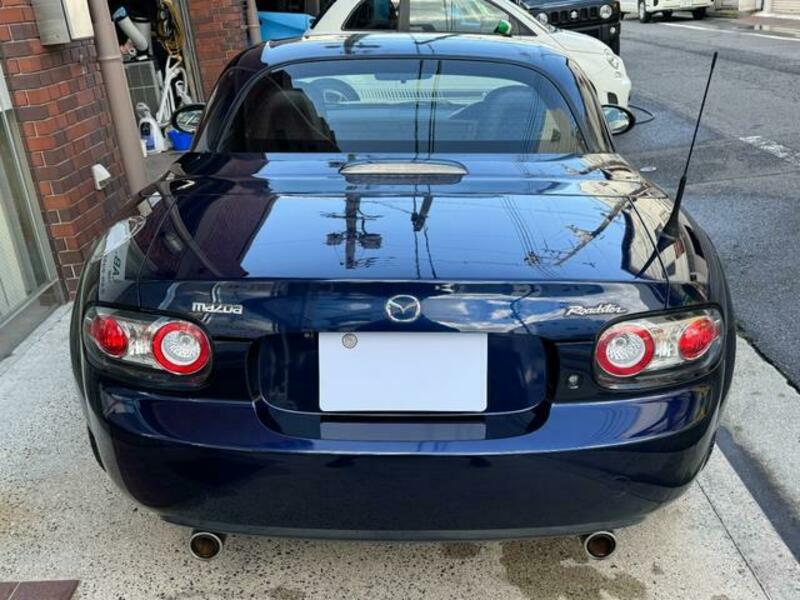 ROADSTER