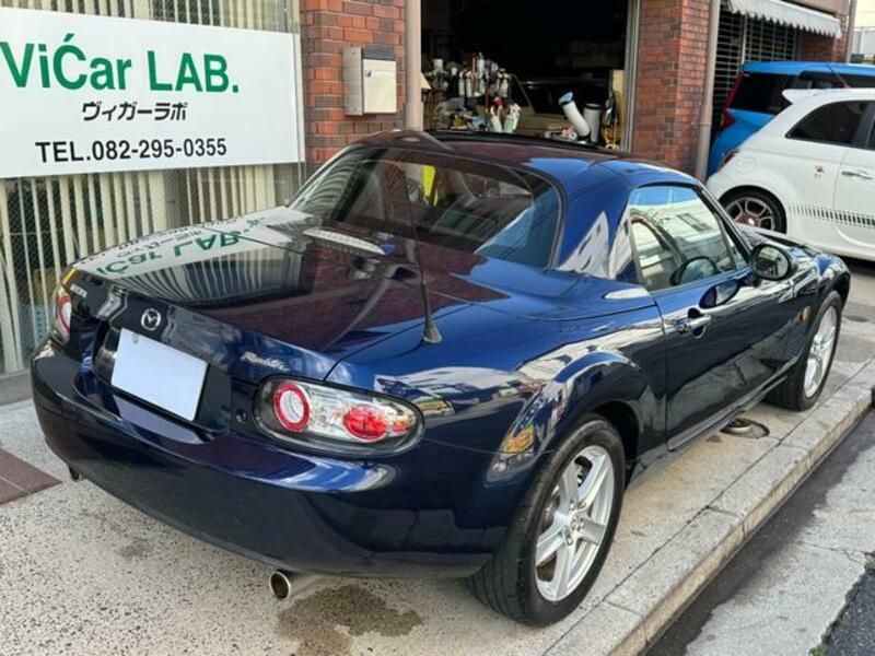 ROADSTER