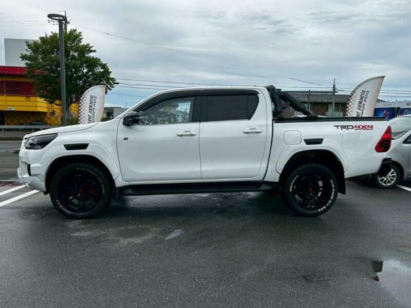 HILUX