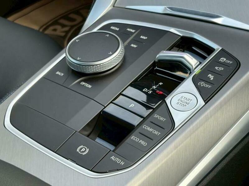 4 SERIES