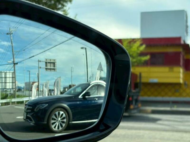 4 SERIES