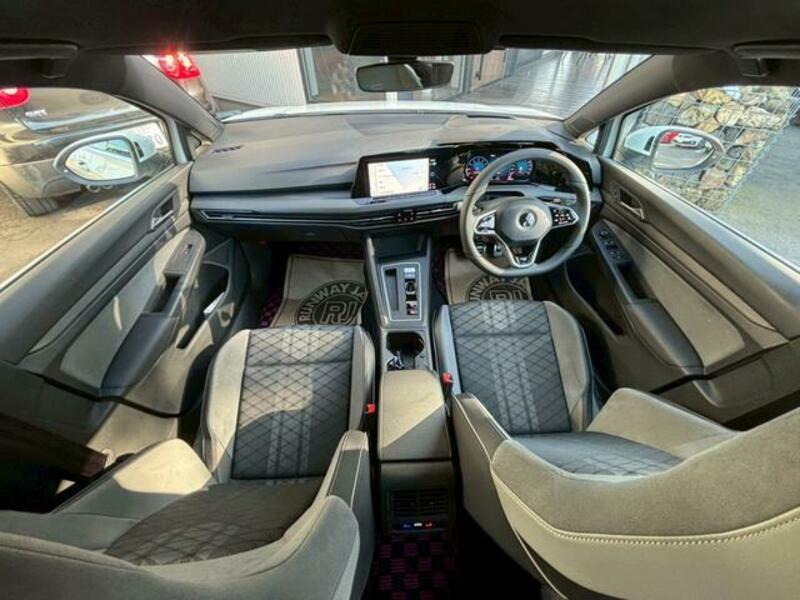 GOLF VARIANT