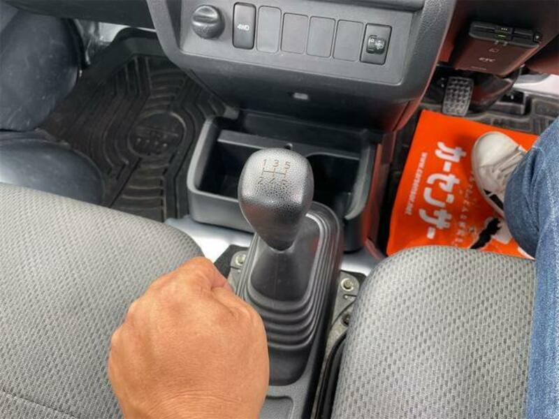 PIXIS TRUCK