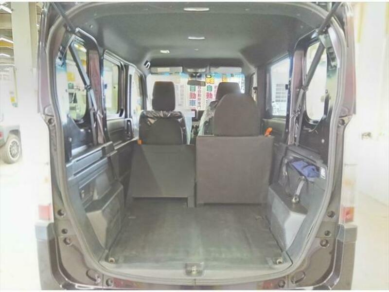 N-VAN
