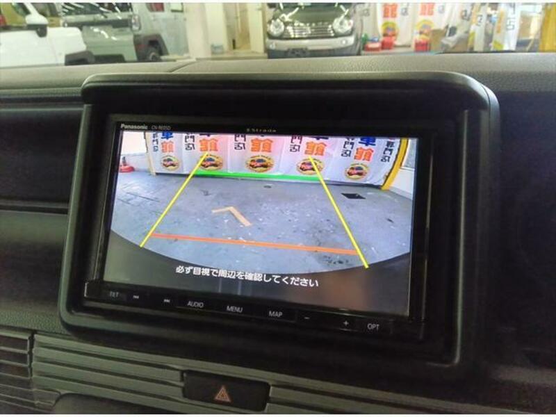 N-VAN