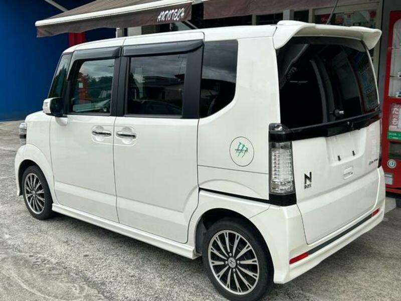N BOX CUSTOM
