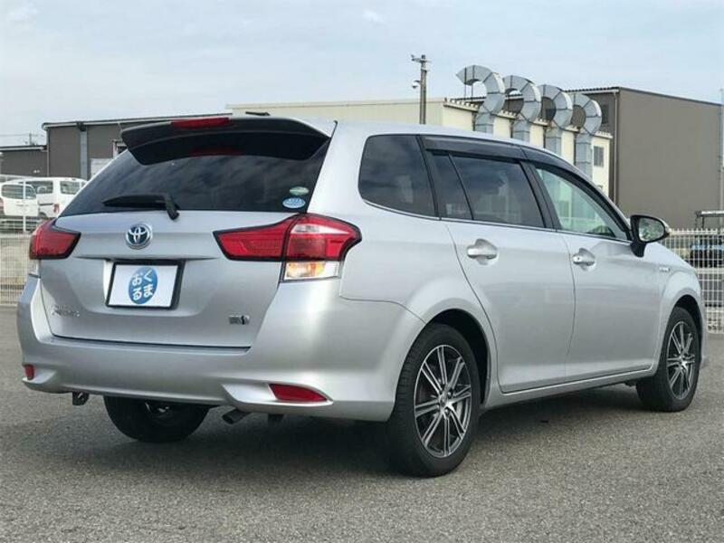 COROLLA FIELDER