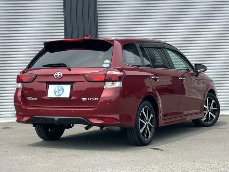 COROLLA FIELDER