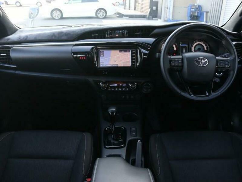 HILUX