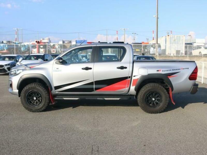 HILUX
