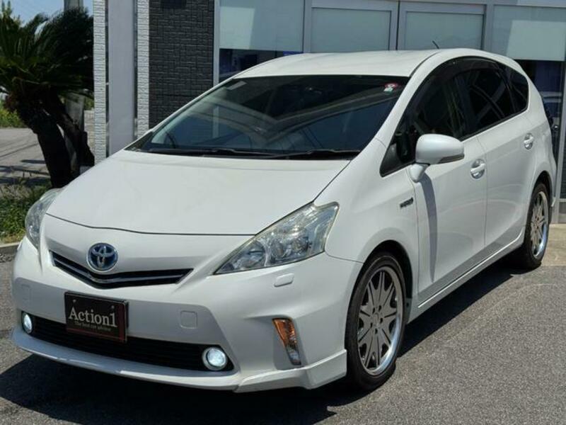 PRIUS ALPHA