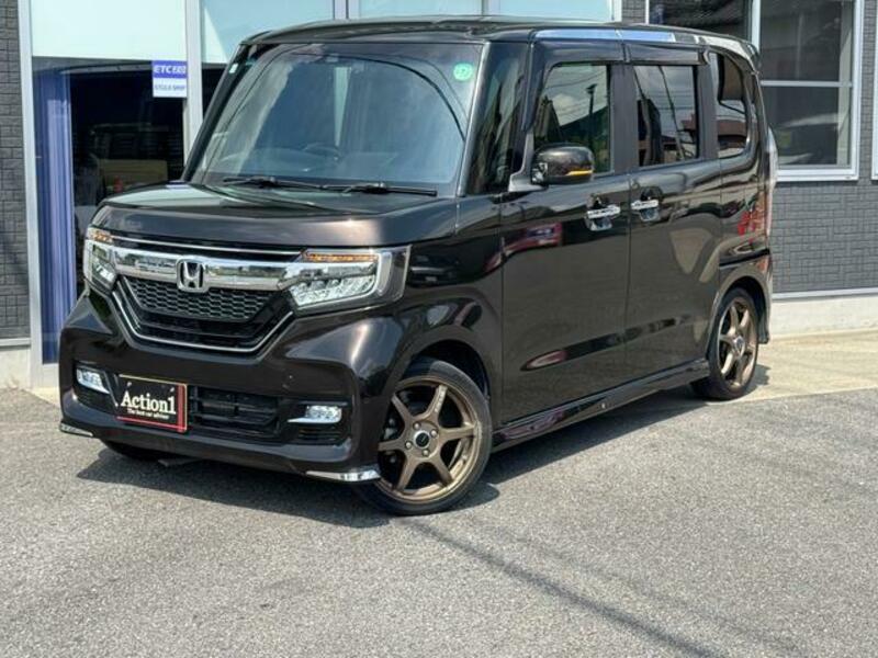 N BOX CUSTOM