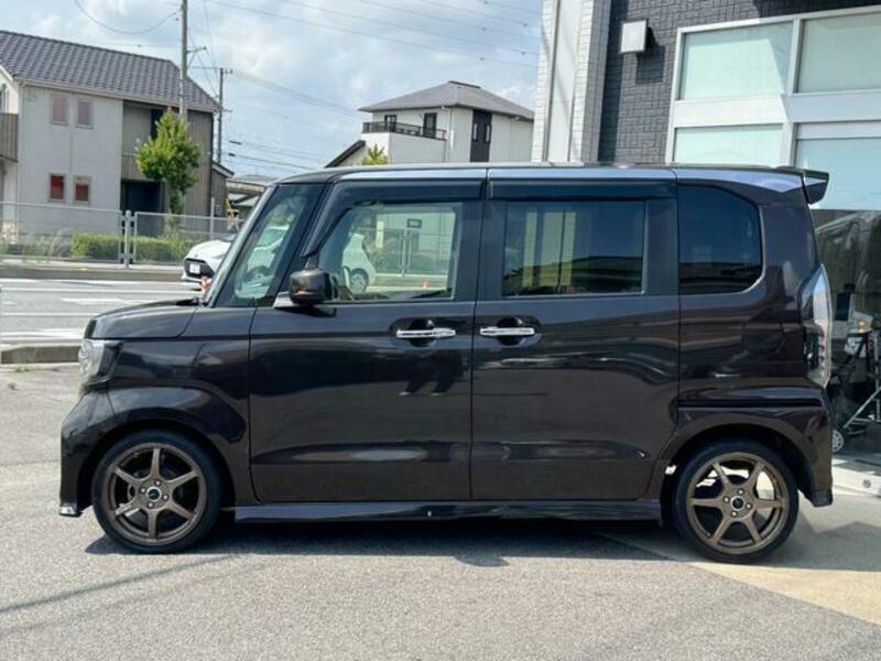 N BOX CUSTOM
