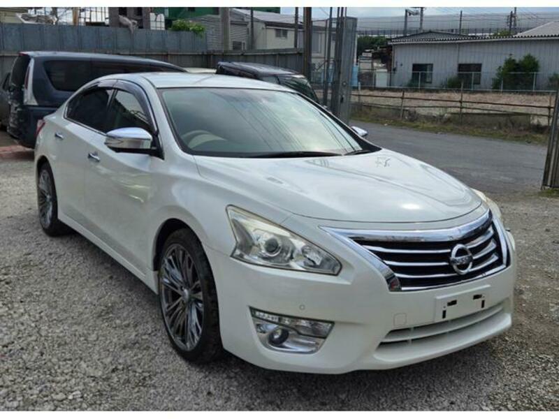 NISSAN TEANA