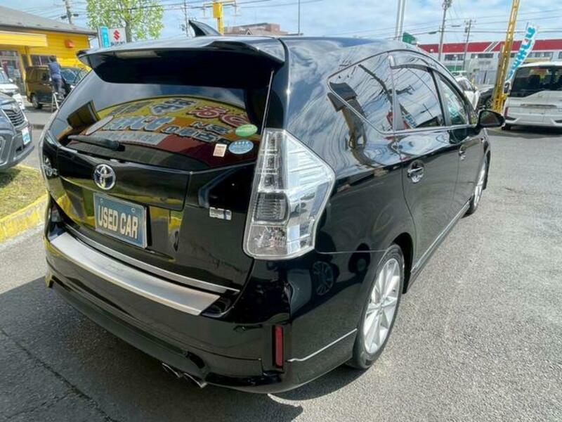 PRIUS ALPHA