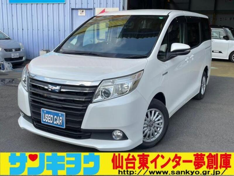 TOYOTA NOAH