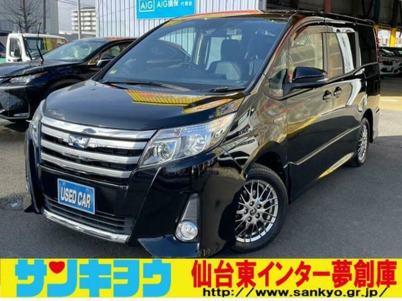 TOYOTA NOAH