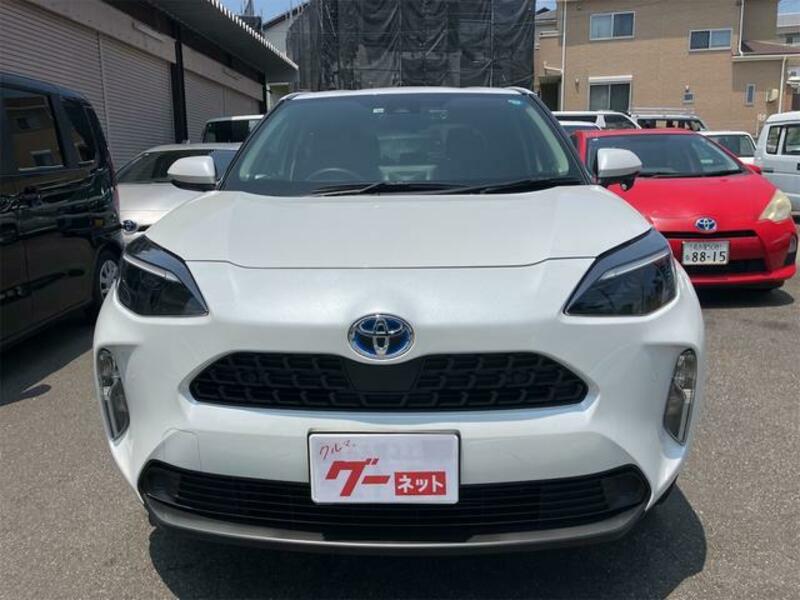 YARIS CROSS