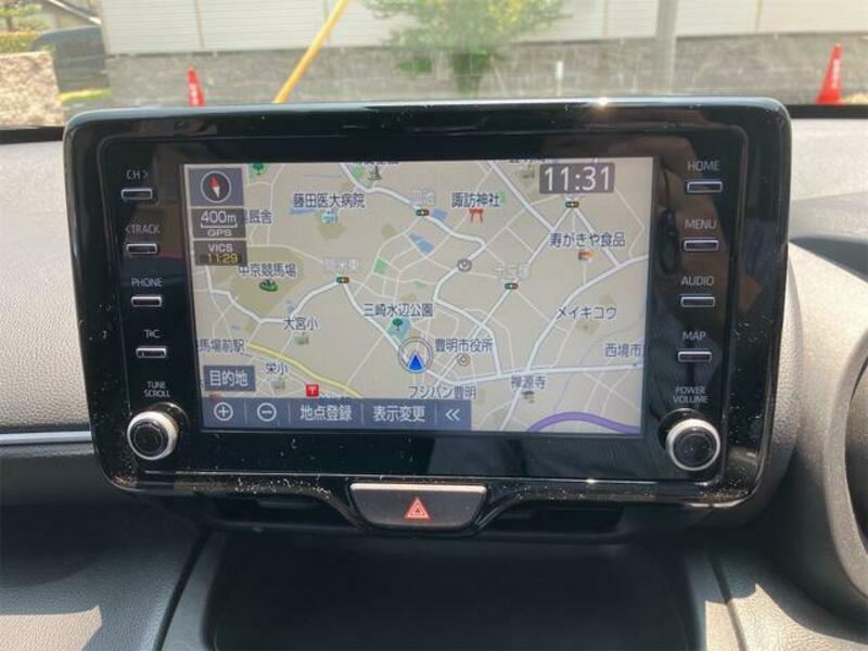 YARIS CROSS