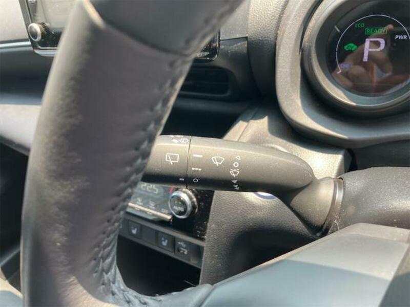 YARIS CROSS