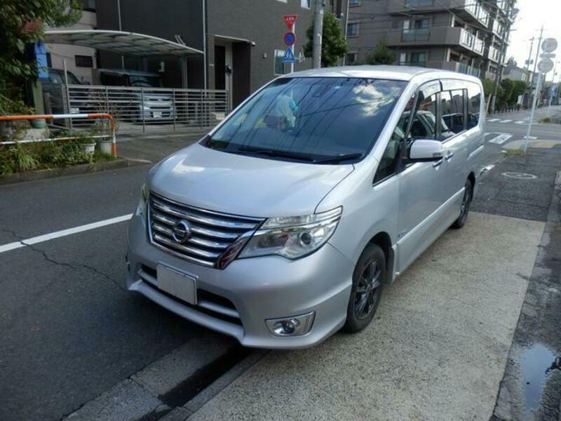 NISSAN SERENA
