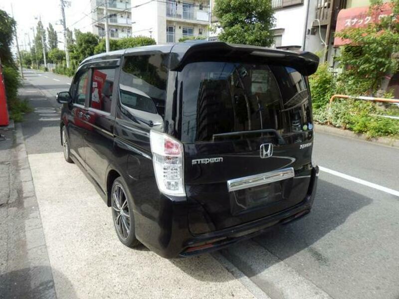 STEPWAGON SPADA