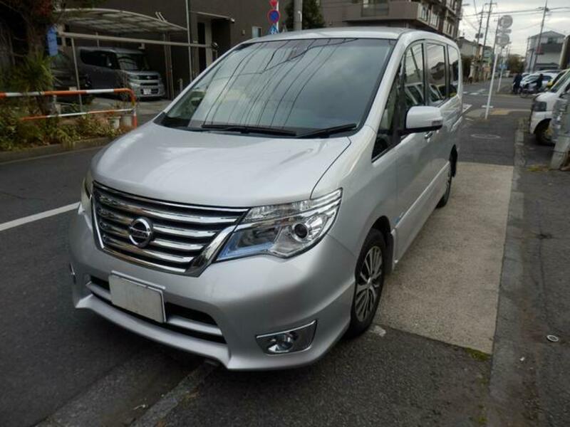 NISSAN SERENA