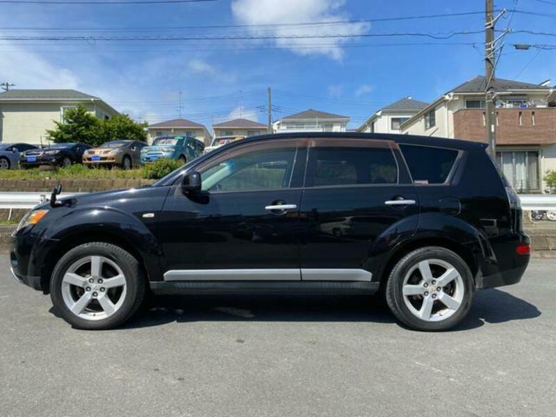 OUTLANDER