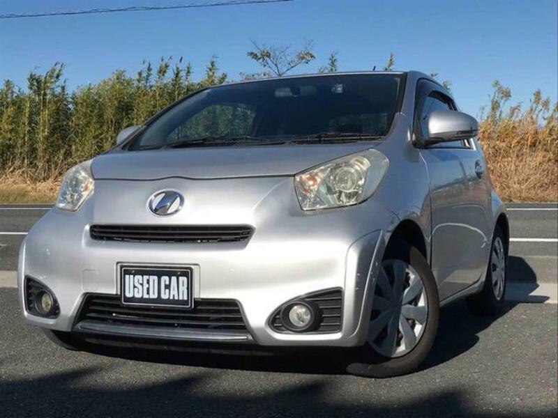 TOYOTA IQ