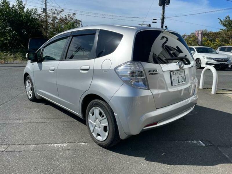 FIT HYBRID