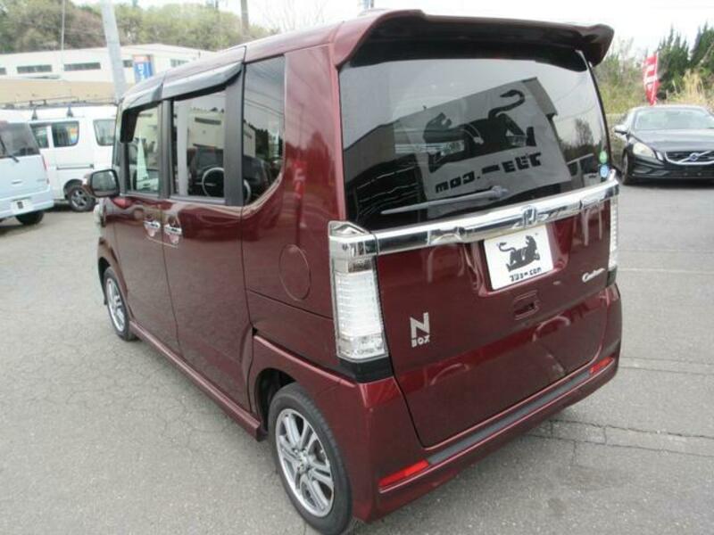 N BOX CUSTOM