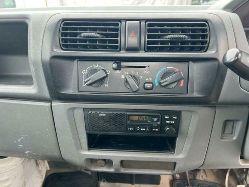 CLIPPER TRUCK