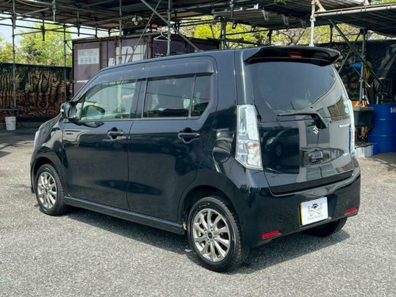 WAGON R