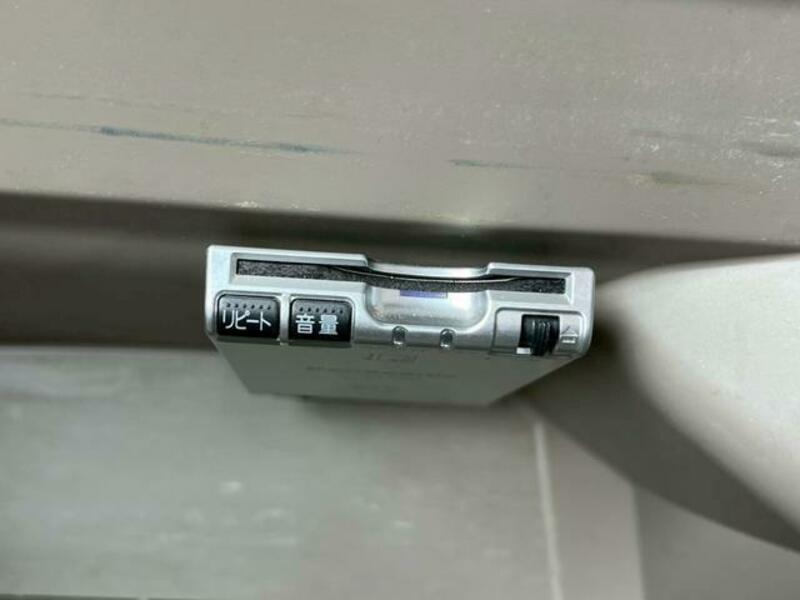 N BOX