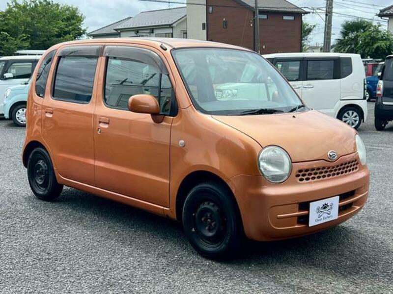 DAIHATSU MOVE LATTE