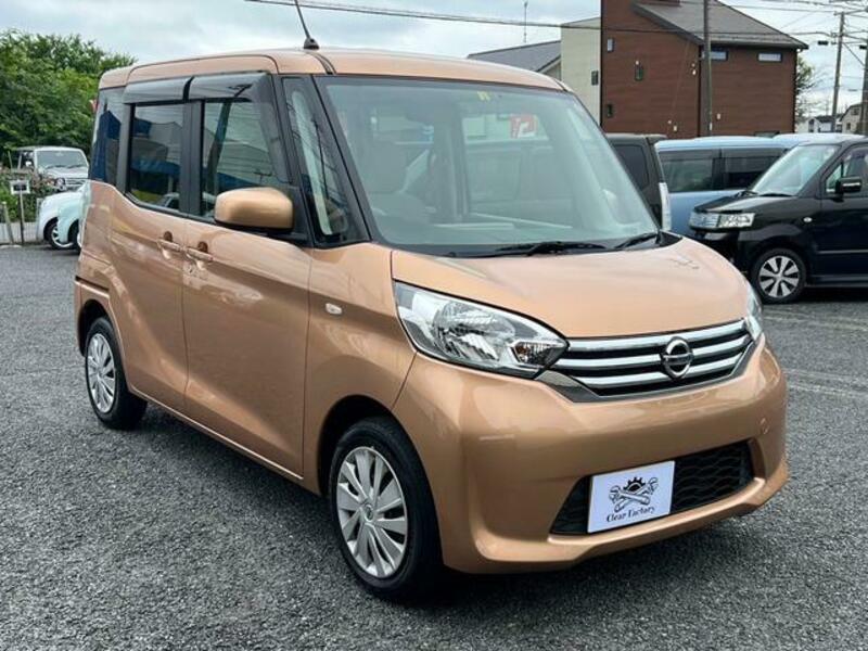 NISSAN DAYZ ROOX