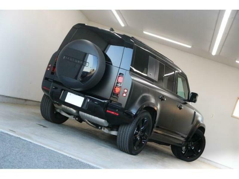 DEFENDER