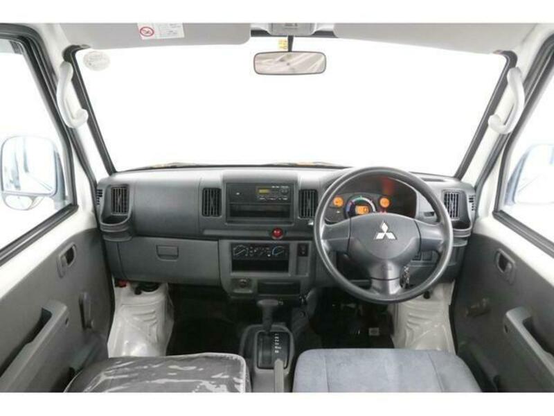 MINICAB MIEV