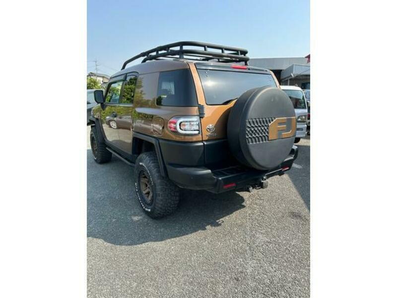 FJ CRUISER