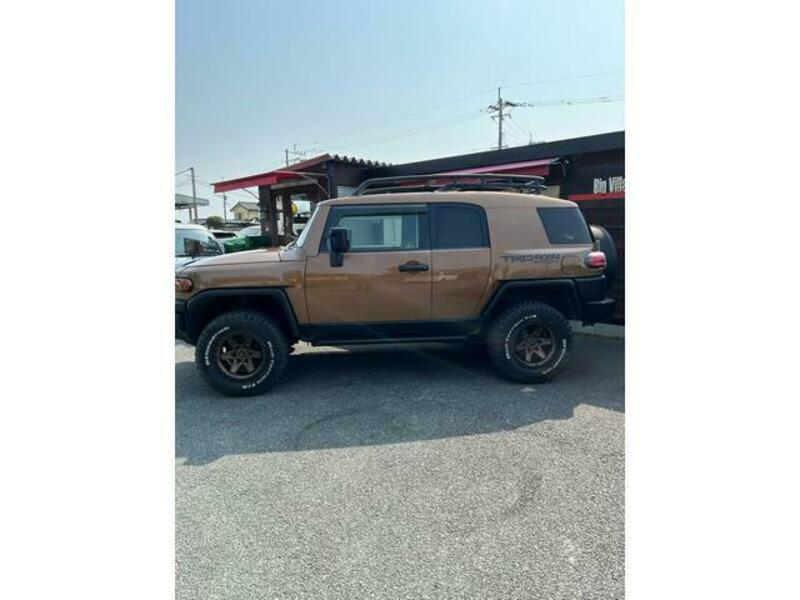 FJ CRUISER